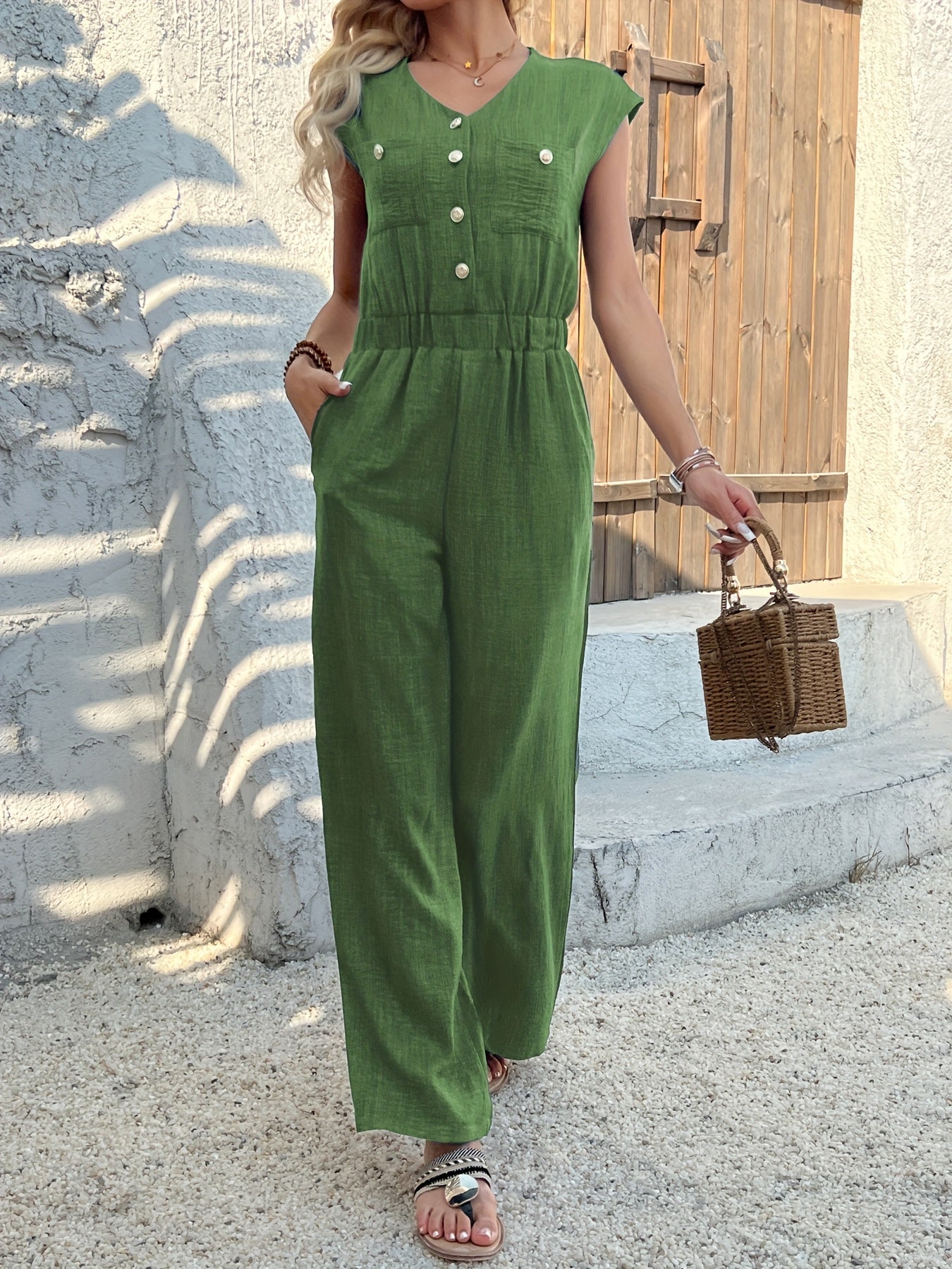Elegant V-Neck Jumpsuit for Women – High Waist and Casual Style