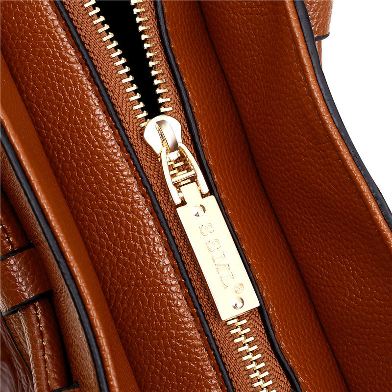 Elena Vintage Bag - For a Timeless and Elegant Look