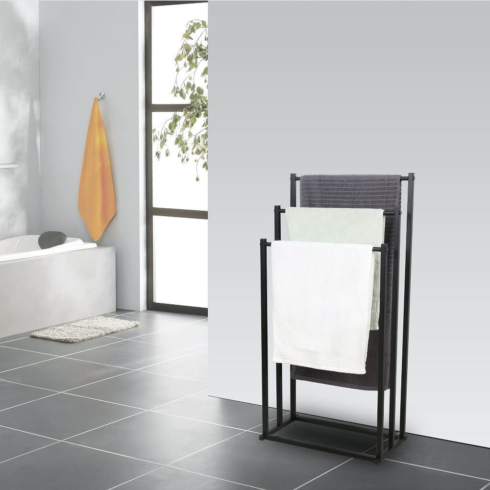 Practical Towel Rack - For a Tidy Bathroom