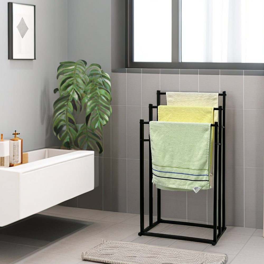 Practical Towel Rack - For a Tidy Bathroom
