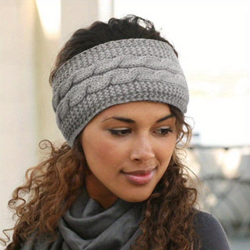 Cable Knit Headband – For Stylish Warmth and Comfort