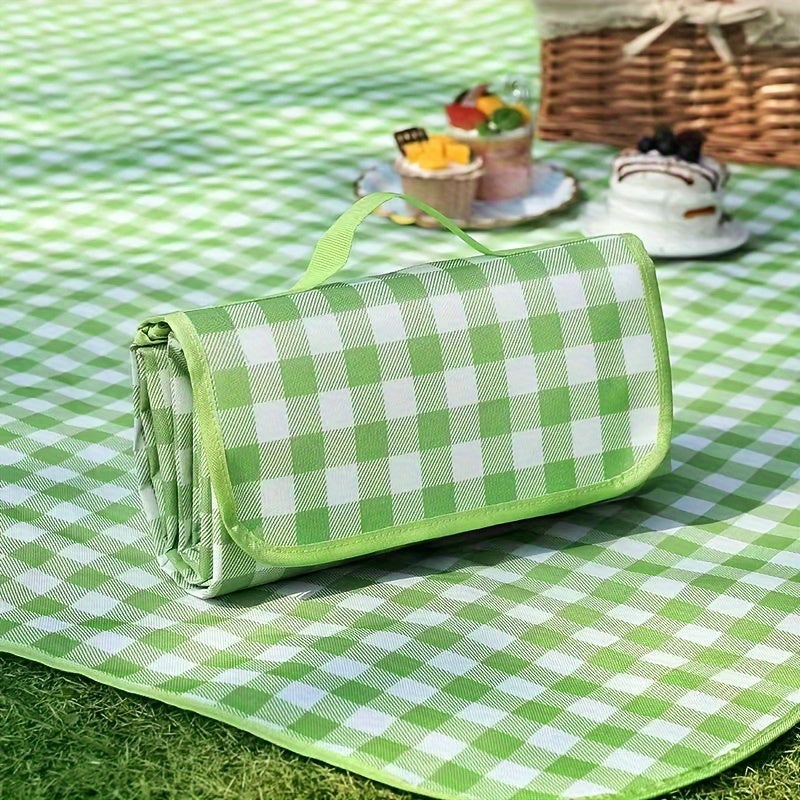 Waterproof and Foldable Picnic Blanket – Ideal for Camping, Beach, and Outdoor Adventures