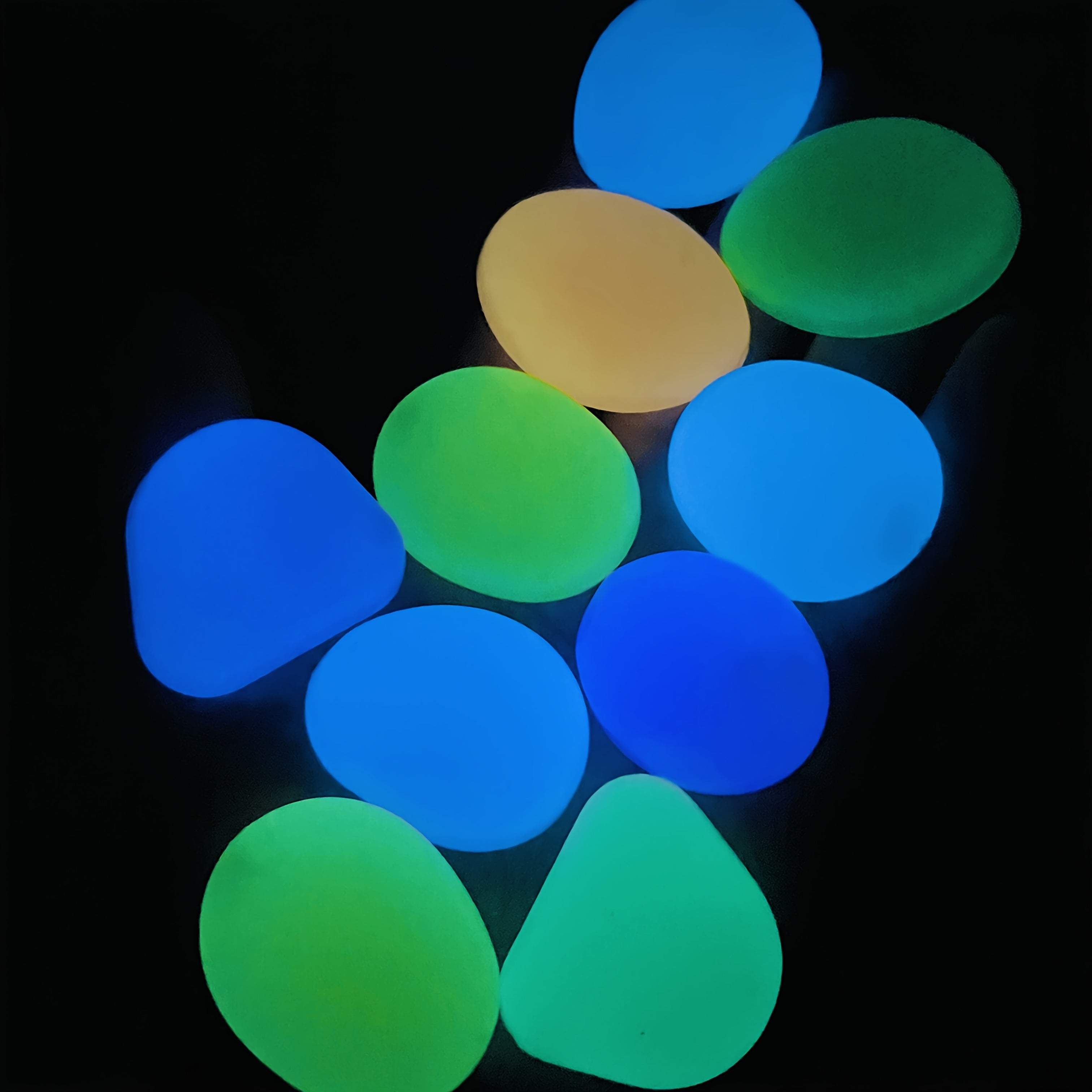 Enchanting Illuminated Garden Stones – Atmospheric and Durable