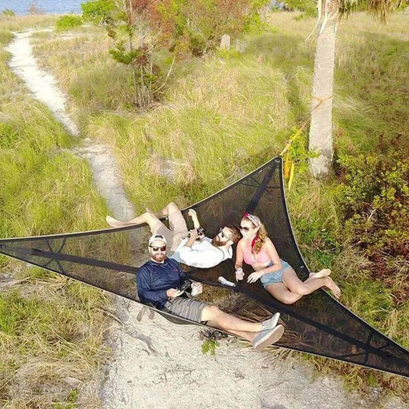 Outdoor Multi-Person Hammock with 3-Point System – Spacious and Comfortable