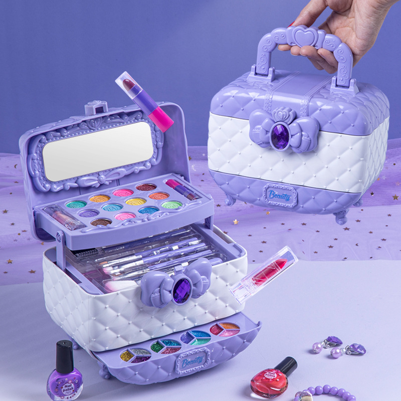 Princess Beauty Case – Magical Makeup Playset for Little Style Icons