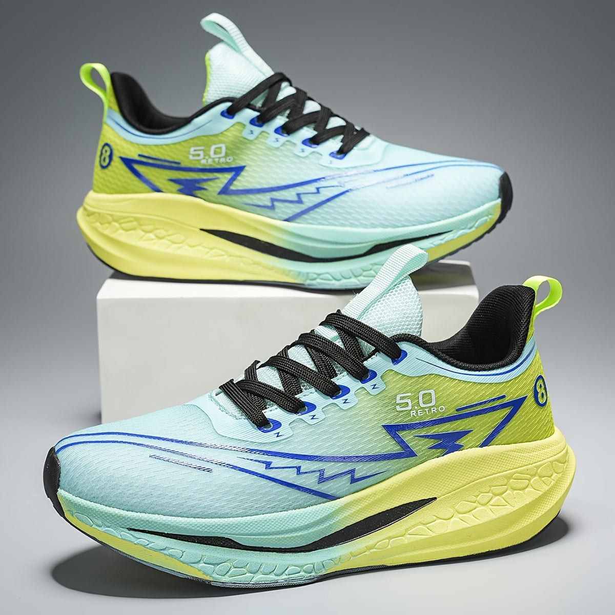 Lightweight Breathable Running Shoes for Men – Stylish Outdoor Trainers