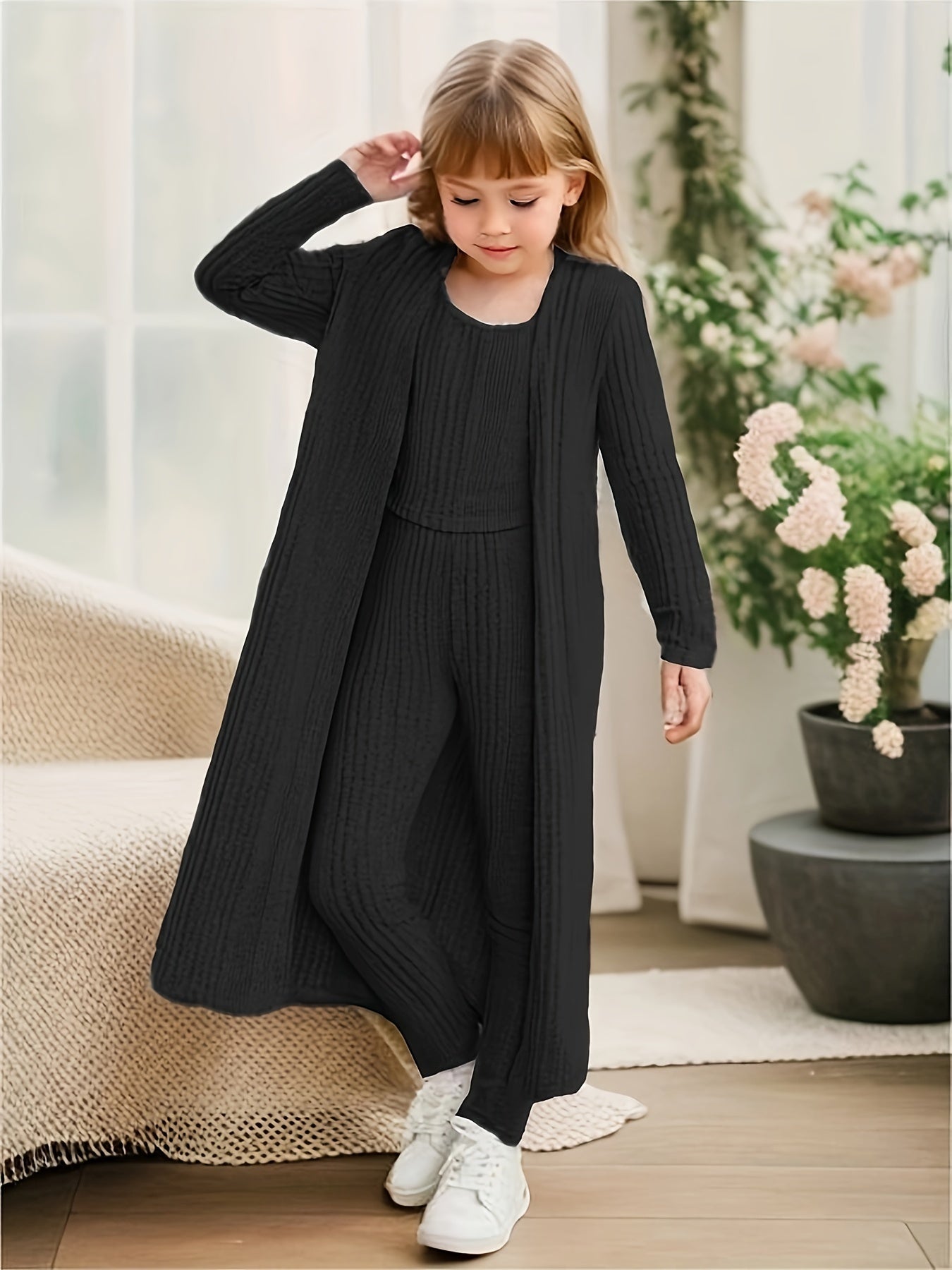 Mila Three-Piece Set for Kids - Comfortable and Stylish for Outdoor Adventures