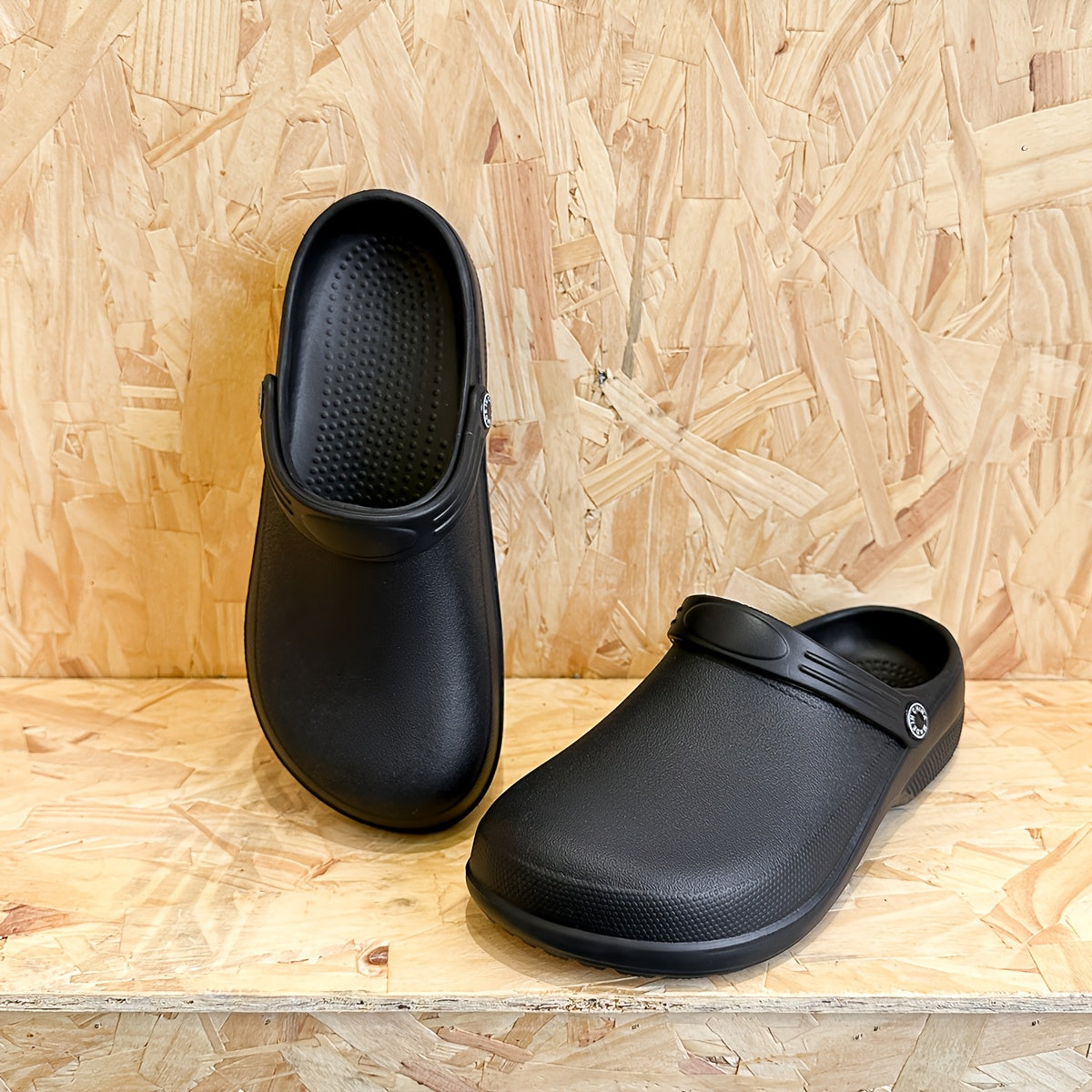 Non-slip Garden and Work Clogs for Men – Comfortable Slip-ons for Every Season