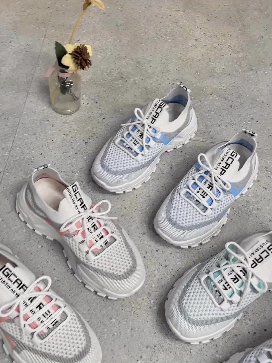 Women's Casual Sneakers - Flexible and Breathable for Every Day