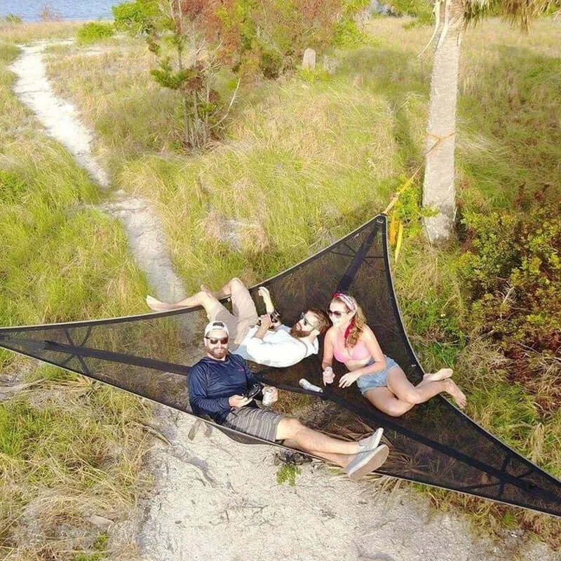 Outdoor Multi-Person Hammock with 3-Point System – Spacious and Comfortable