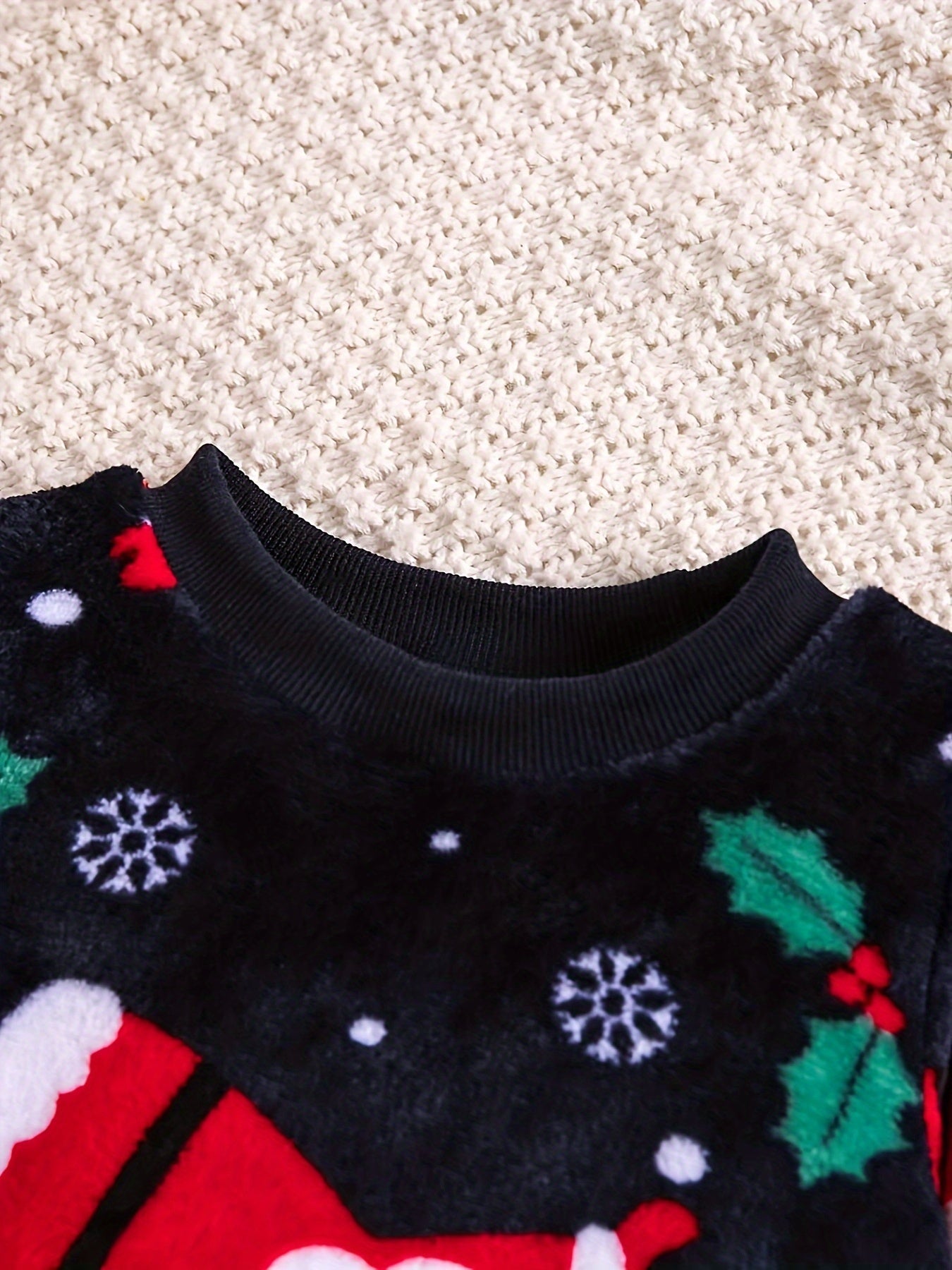Cute Christmas Fleece Set for Kids - For a Festive Look