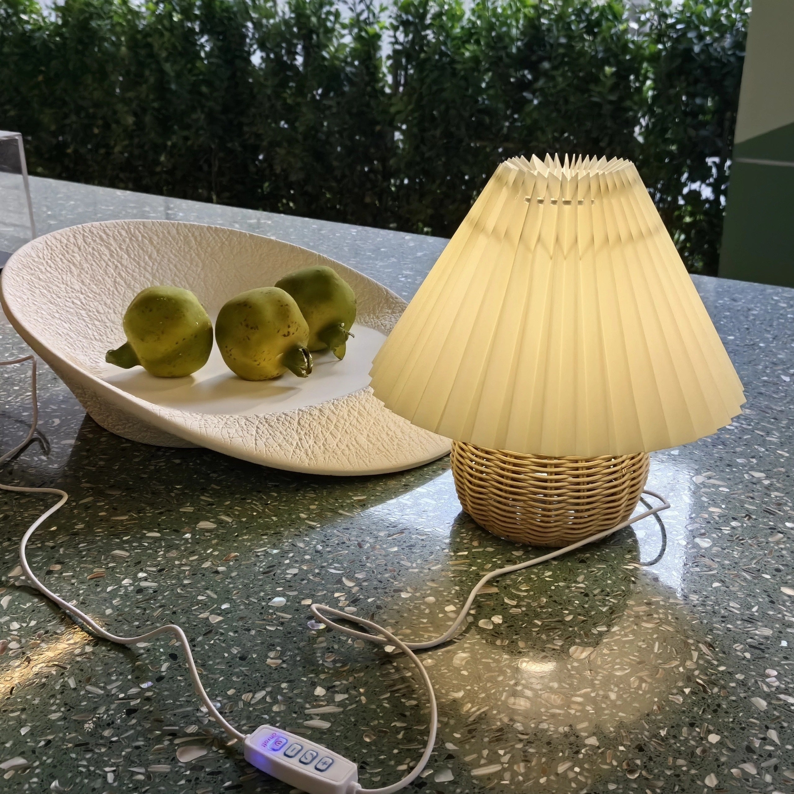 Bamboo Woven Table Lamp - Cozy and Refined Design