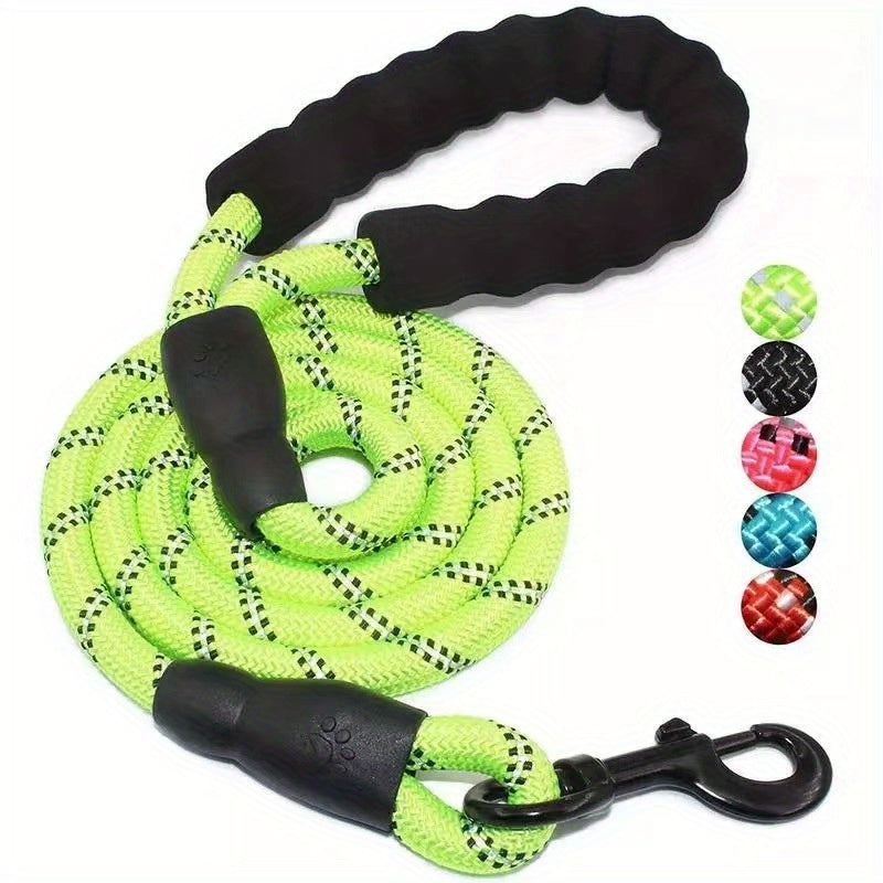 Reinforced Reflective Dog Leash with Padded Handle – Durable and Safe for Strong Dogs