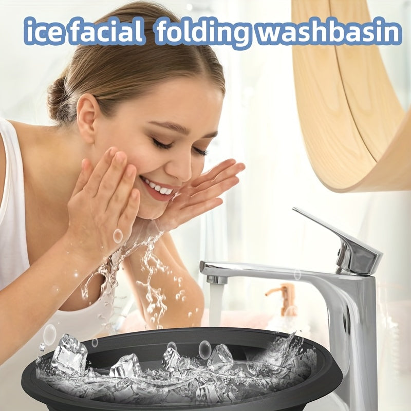 FlexiCool Silicone Ice Tray – Handy and Compact for Refreshing Soaks