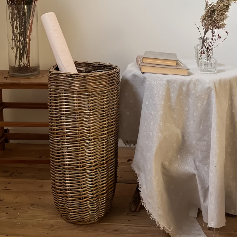 Vintage Handwoven Willow Basket - Stylish and Functional for Any Home