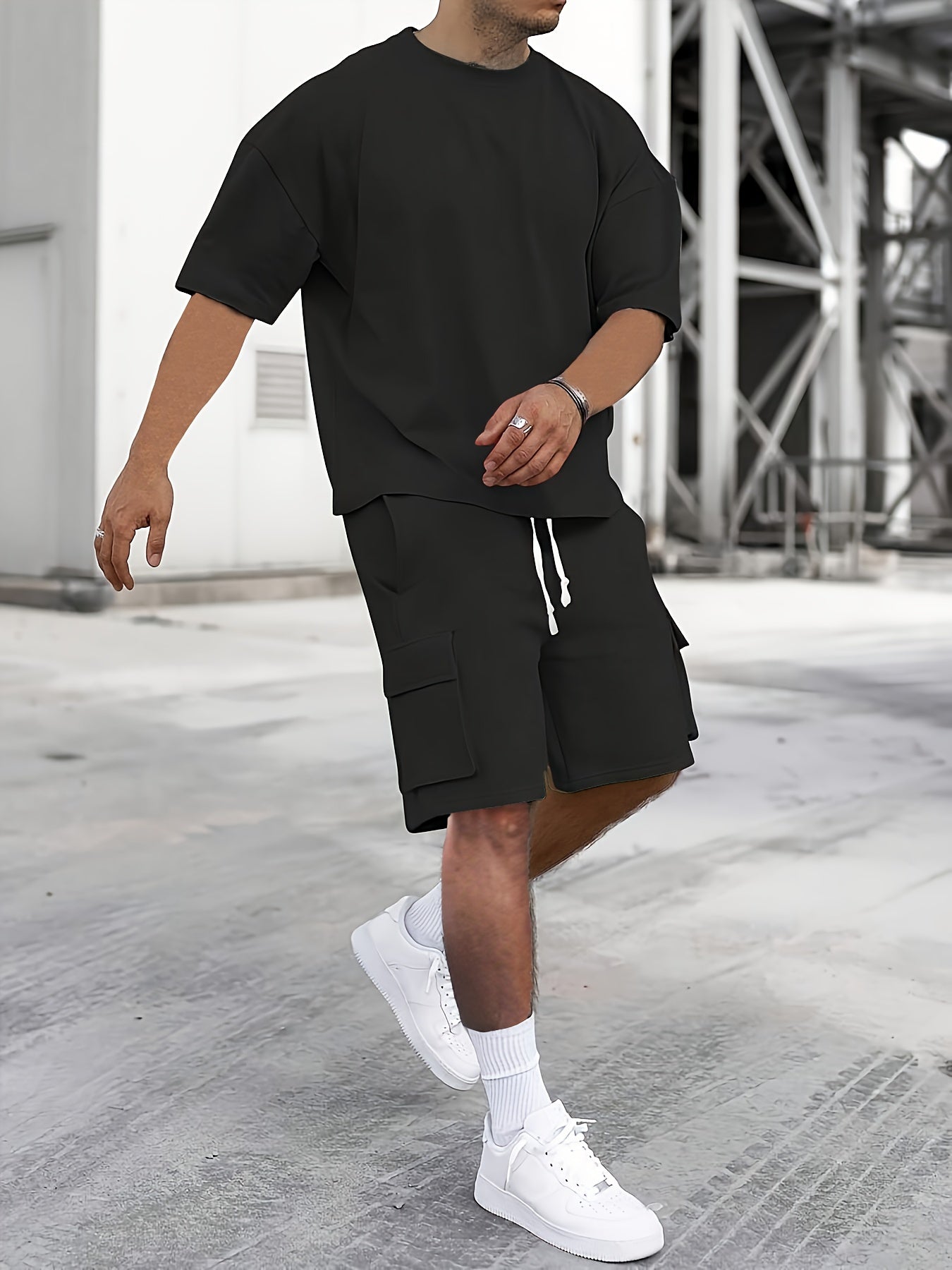 Trendy Men's Set - Perfect for an Effortless Style