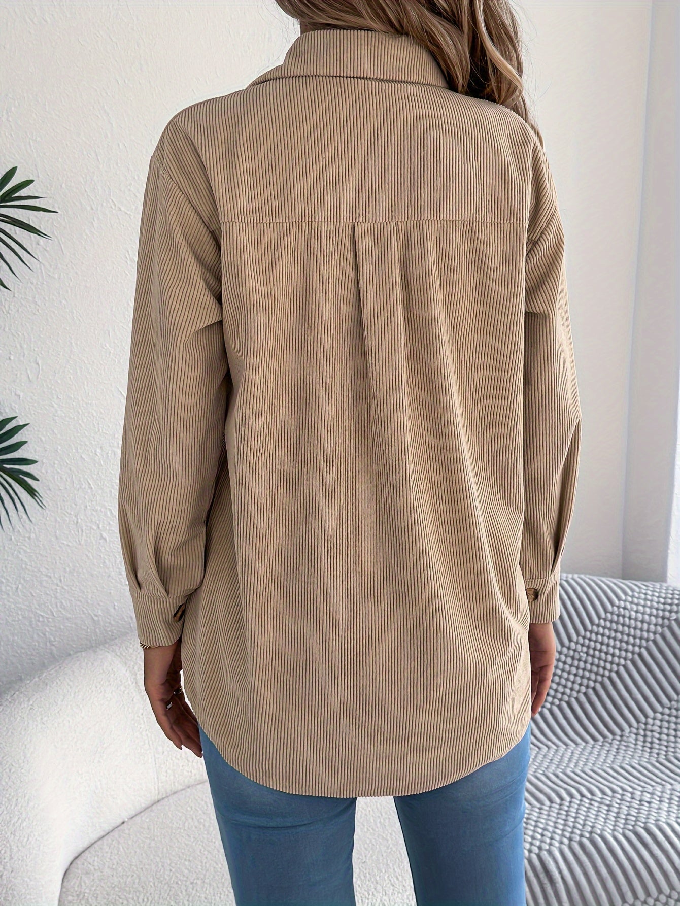 Casual Corduroy Jacket for Women – Long Sleeves and Classic Collar, Perfect for Fall and Winter