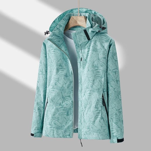 Lucas Outdoor Jacket for Men – Lightweight and Water-Repellent