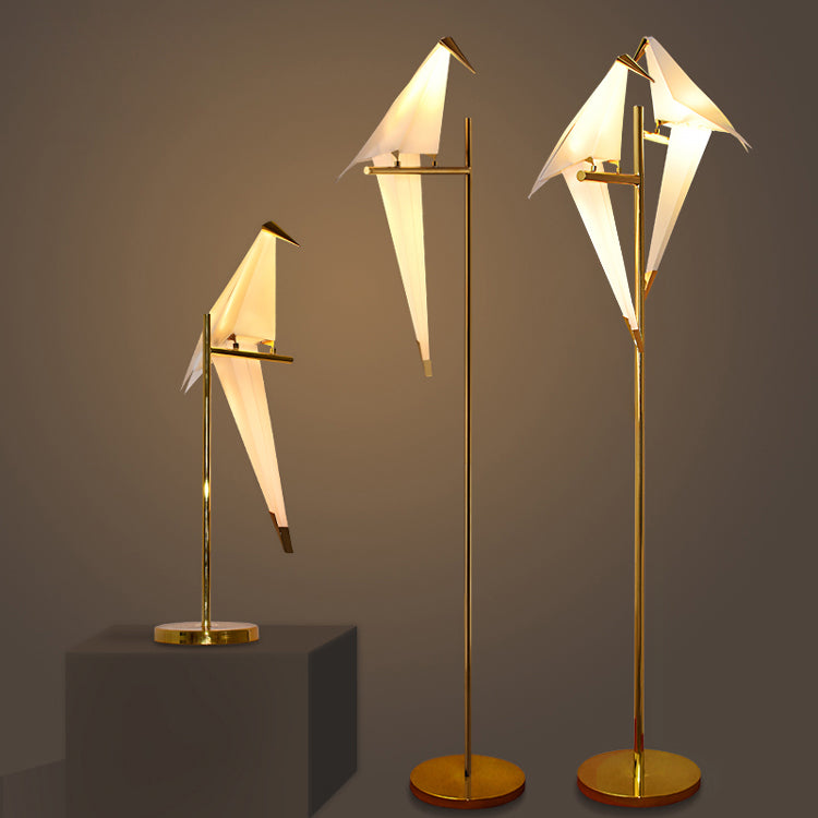 Origami Birdy Table Lamp – Cozy Warm Light and Modern Wing Design