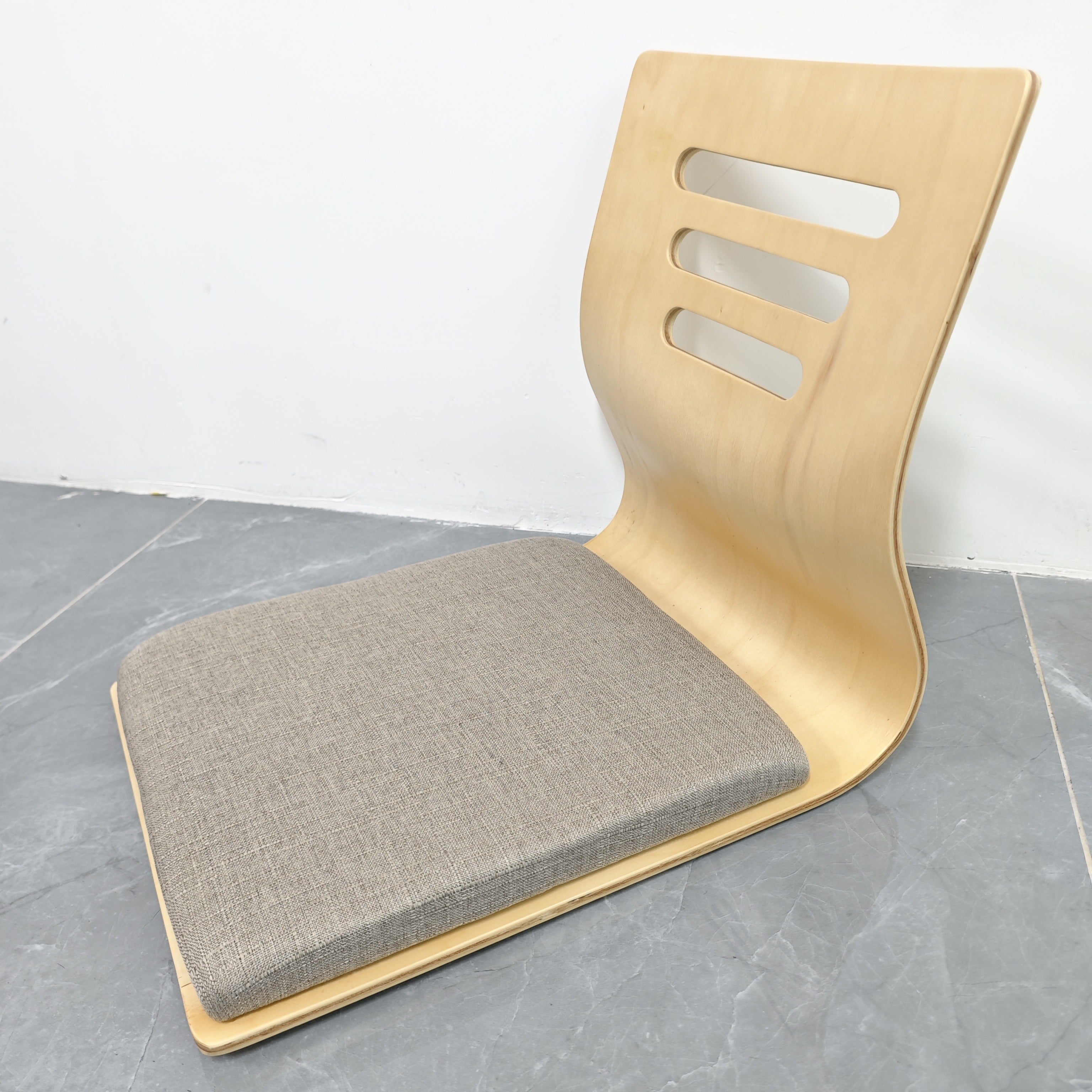 Zenito Zaisu Floor Stool Set – Minimalistic and Comfortable
