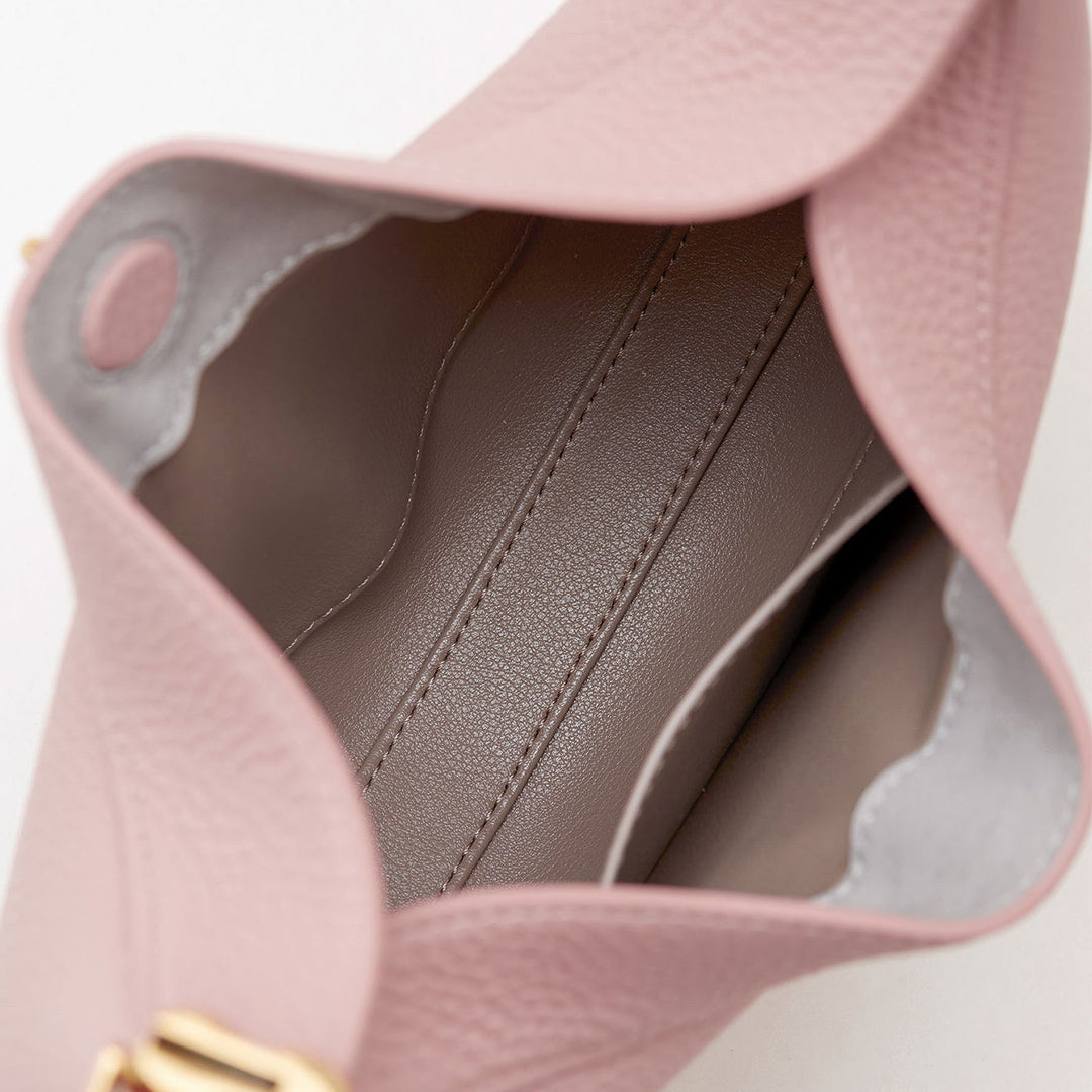 Nina Stylish Handbag - For a Chic and Organized Look