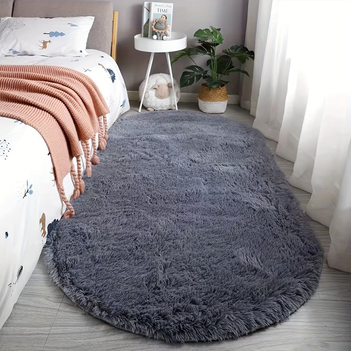 Plush Oval Rug – Soft and Stylish Rug for Bedroom and Living Room Decoration