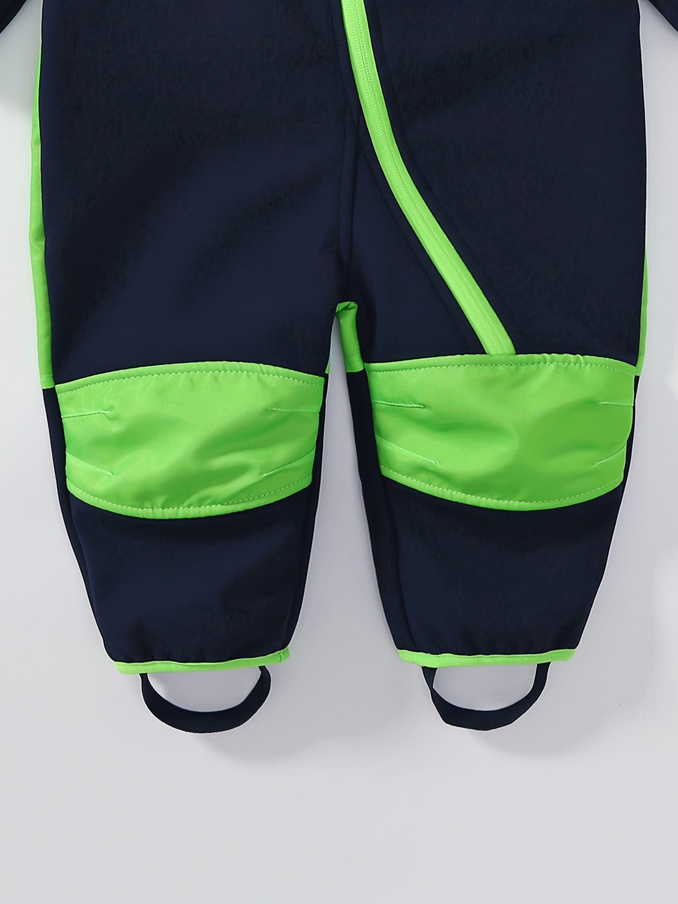 Youngsters Fleece Outdoor Overall – Perfect for Cold Days and Outdoor Adventures