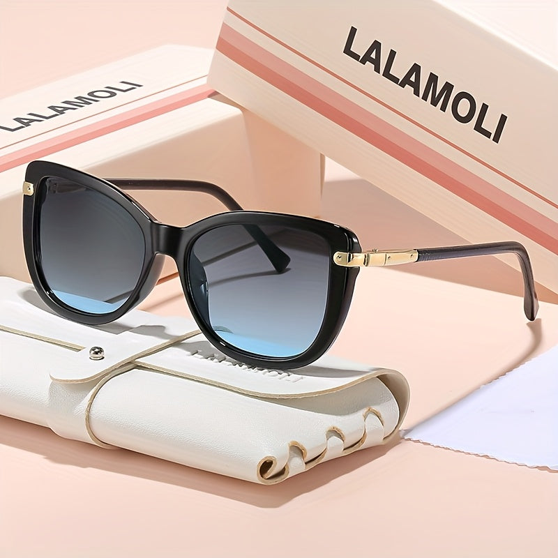 Chic Oval Ladies Sunglasses – Trendy and Comfortable