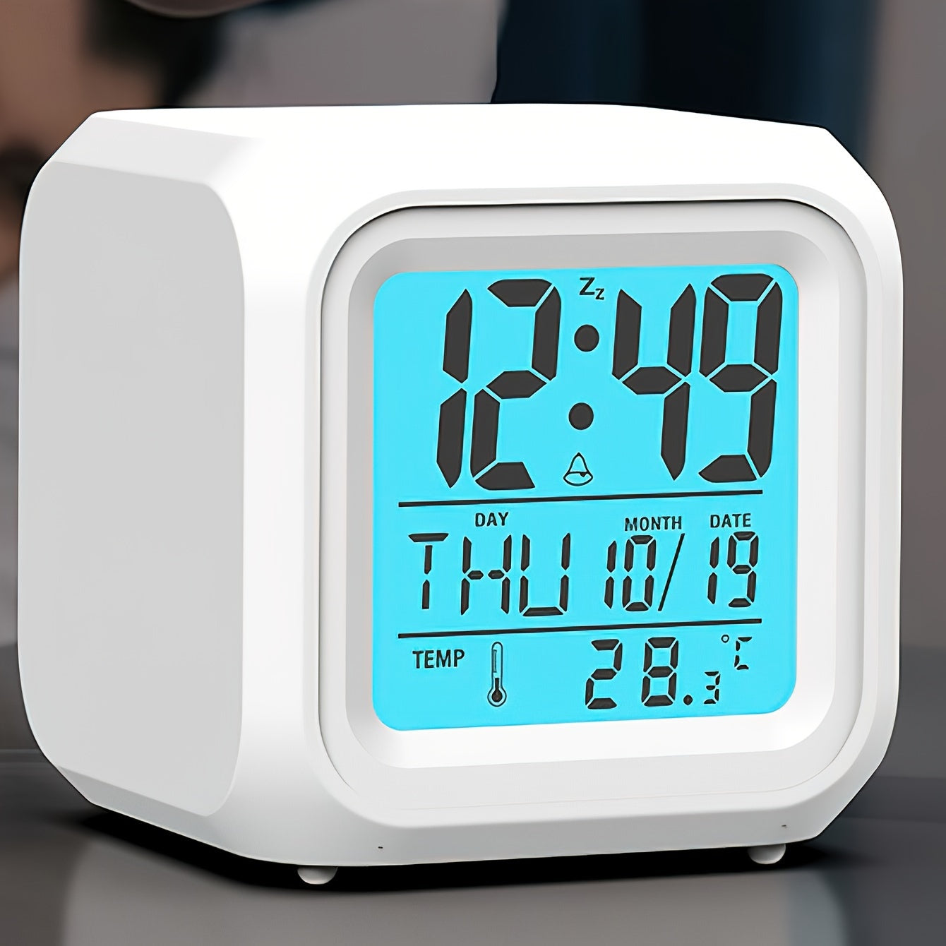 LED Digital Alarm Clock with Temperature Display – Silent and Luminous for Every Room