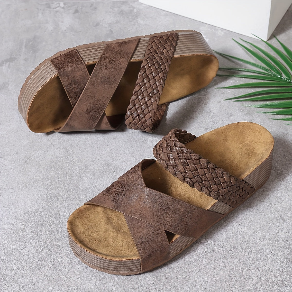 Chic Woven Platform Sandals for Women – Stylish and Comfortable for Summer Days