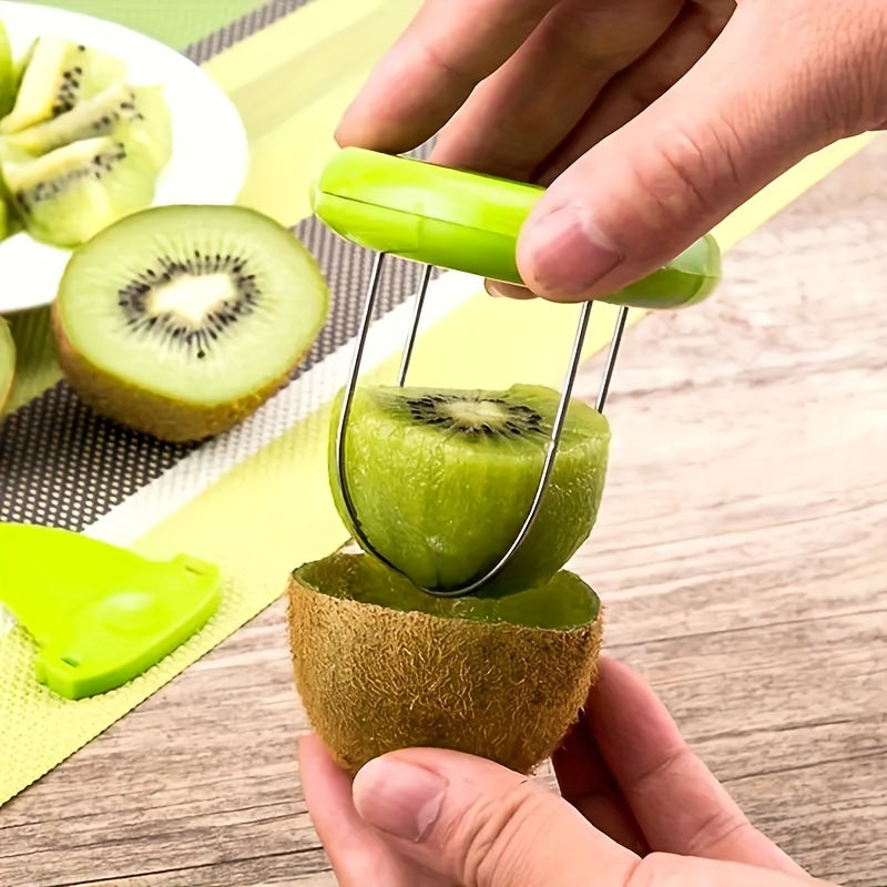 Clever Kiwi Slicer - For Easy and Quick Fruit Cutting