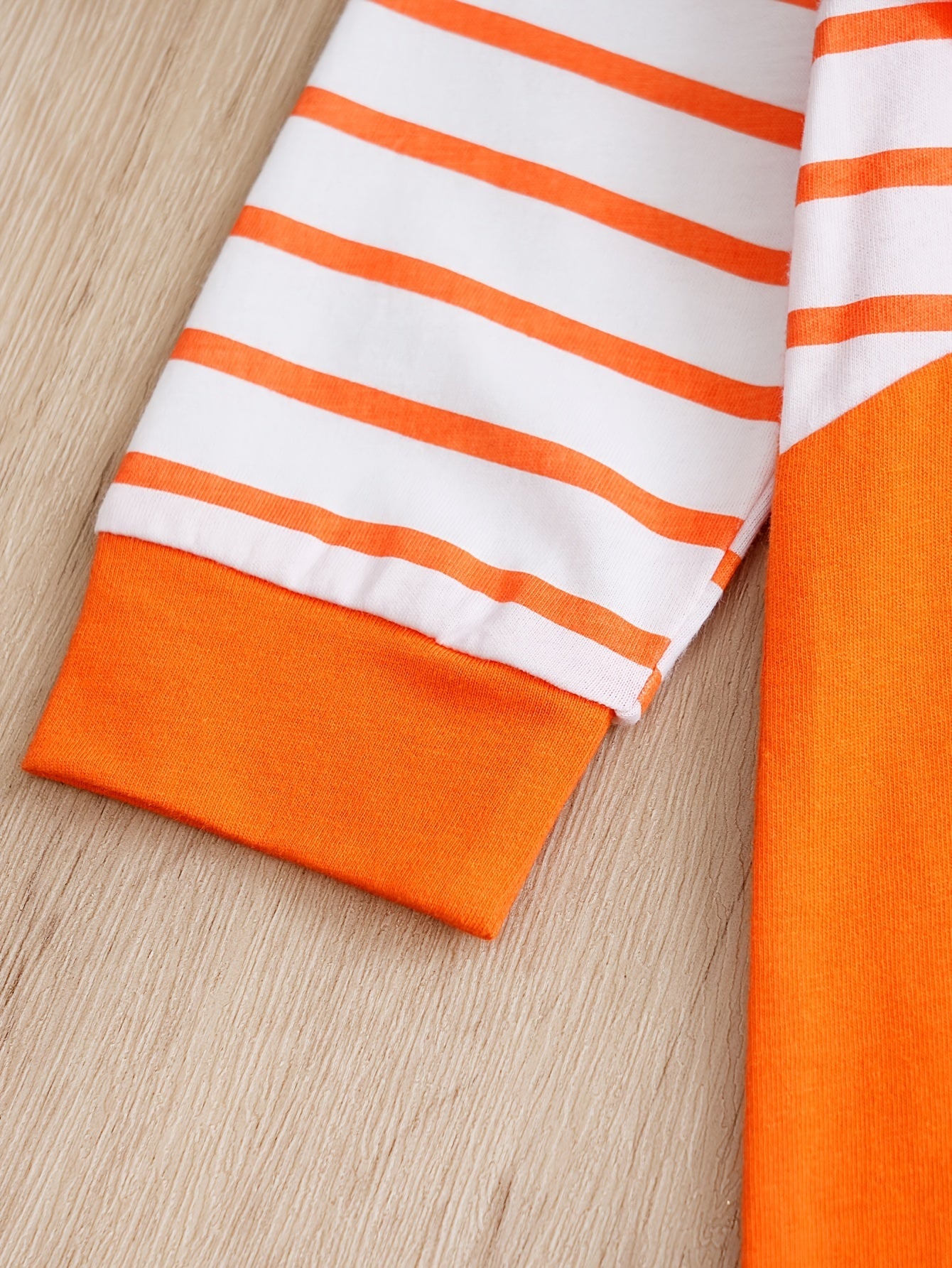 Cute Crab Romper for Babies – Perfect for Adventures in Spring and Autumn