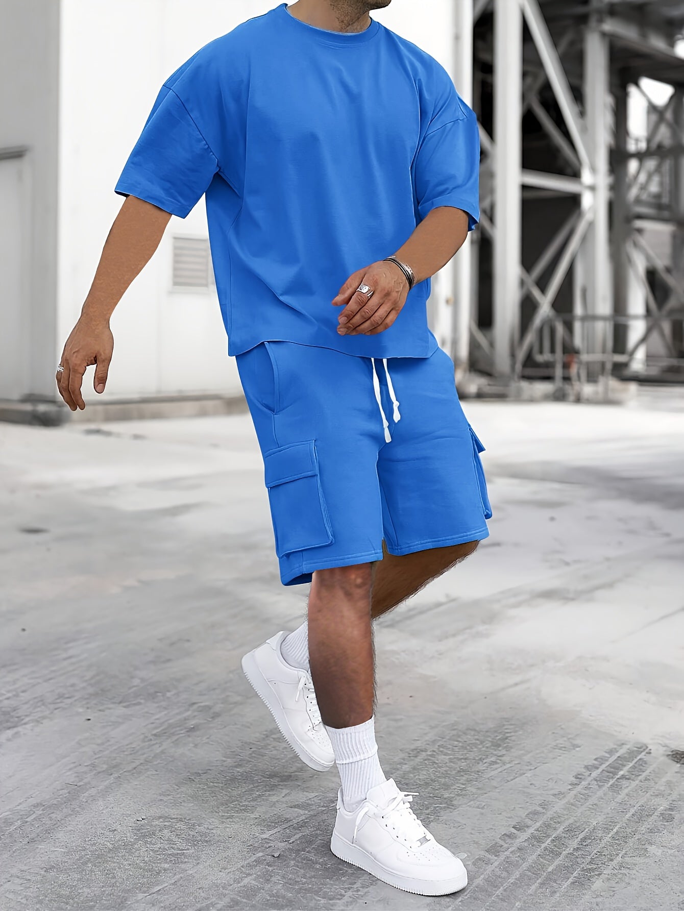 Trendy Men's Set - Perfect for an Effortless Style