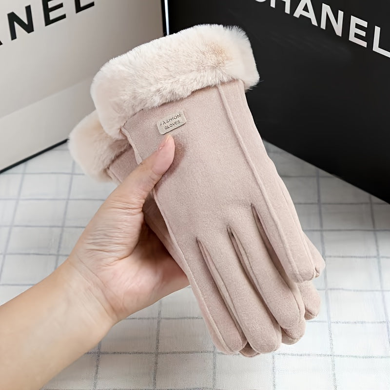 Daisy's Cozy Winter Gloves - Warmth and Functionality