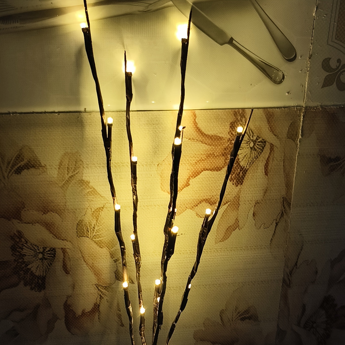 Branch Light - For a Cozy and Warm Ambiance