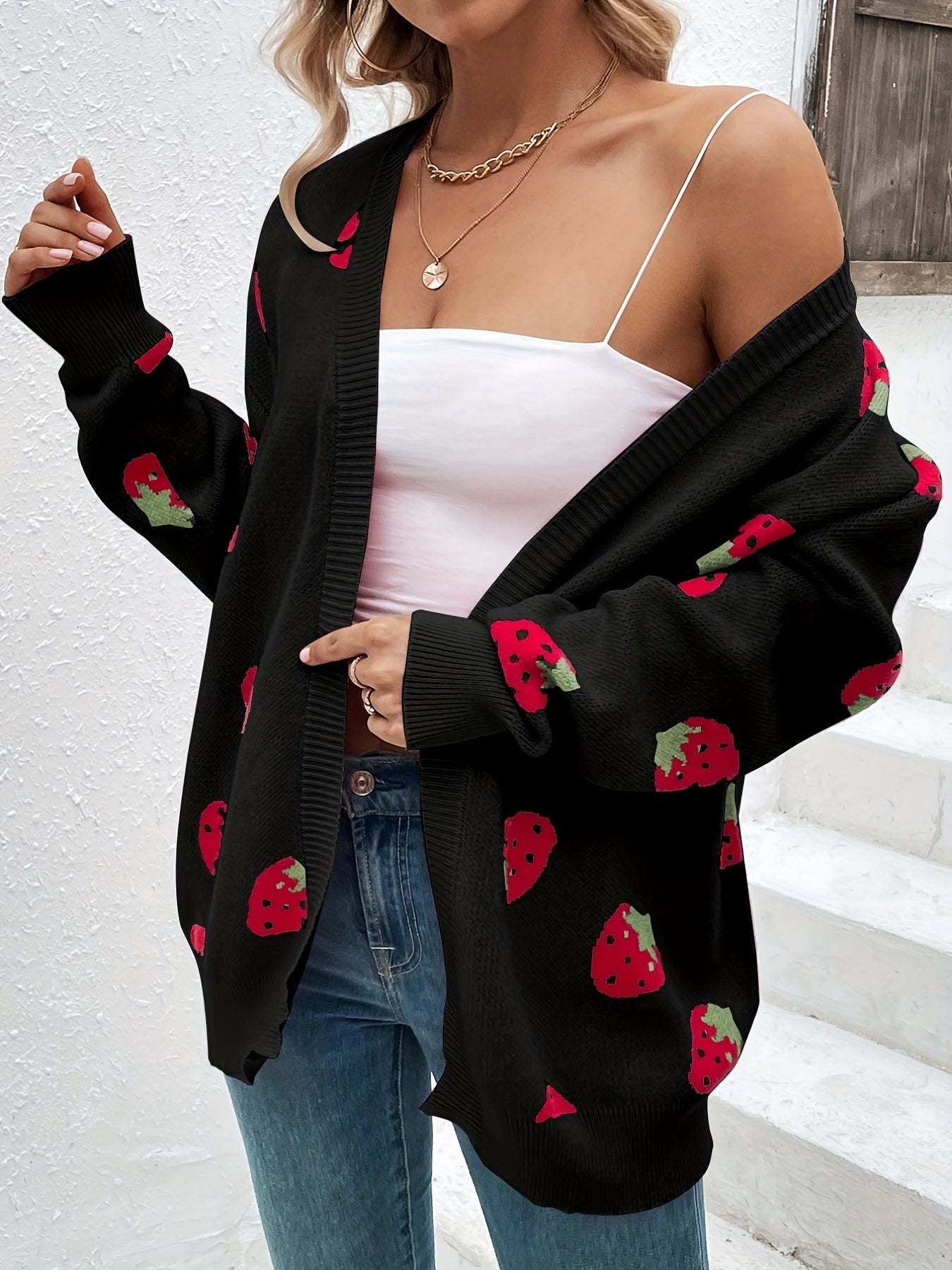 Ladies Strawberry Print Cardigan – Trendy and Comfortable for Spring and Autumn