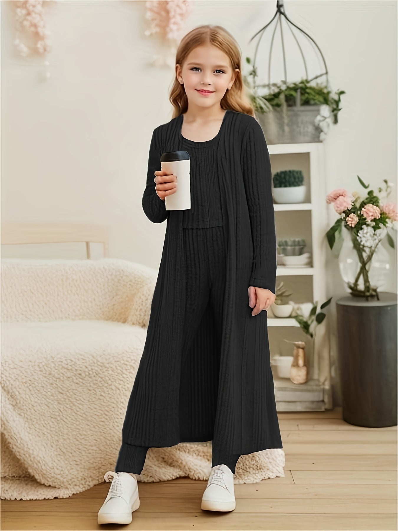 Mila Three-Piece Set for Kids - Comfortable and Stylish for Outdoor Adventures