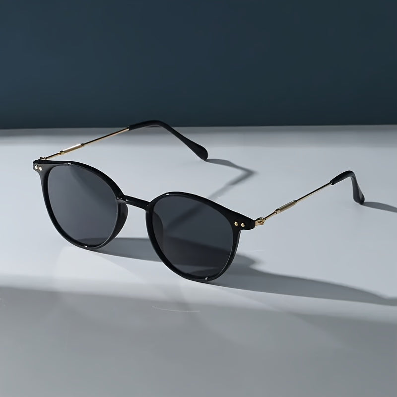 Stylish Sunglasses for Women – Elegant Metal and Plastic Combination for Sunny Days