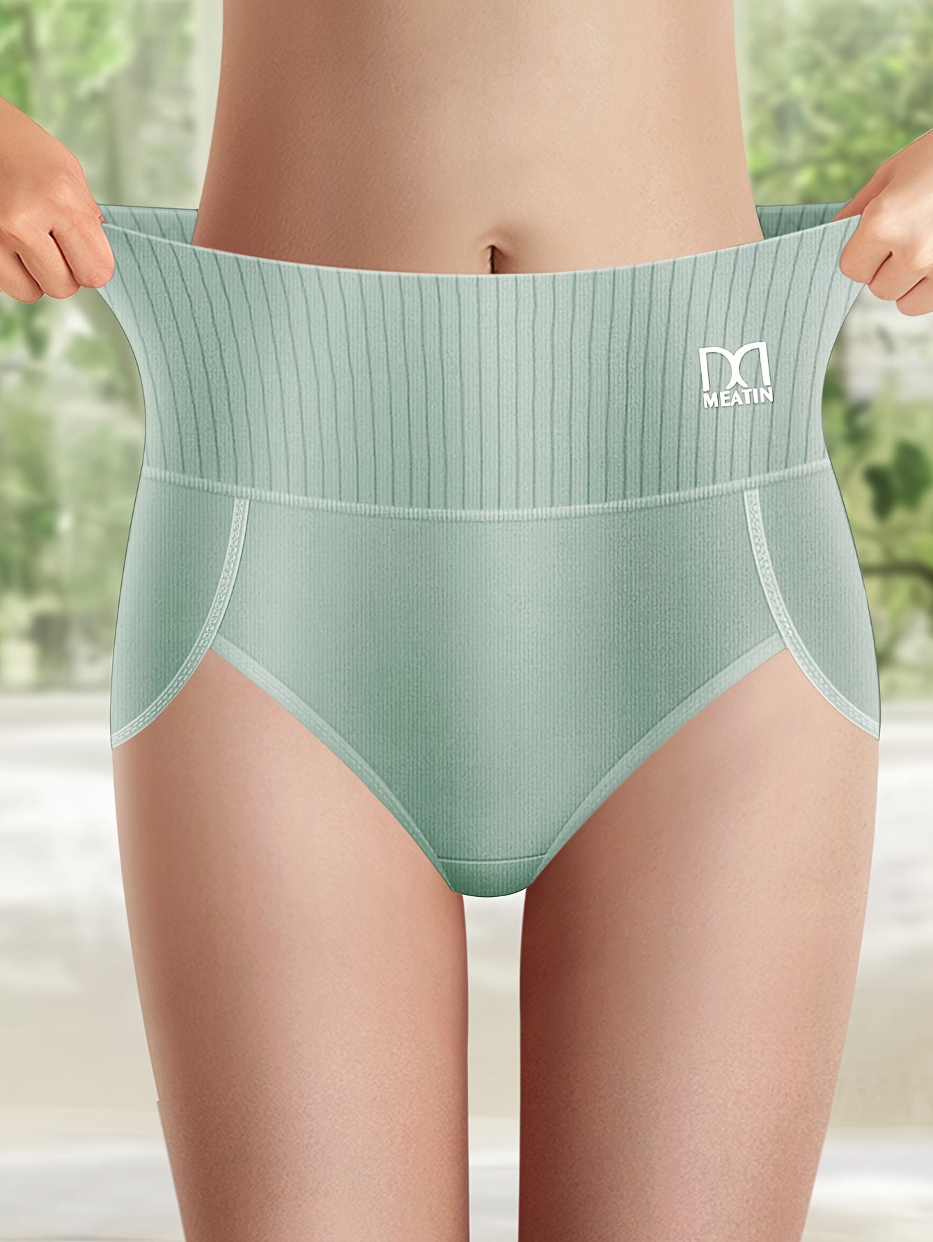 Comfortable High-Waisted Underwear - For Daily Comfort and Freedom