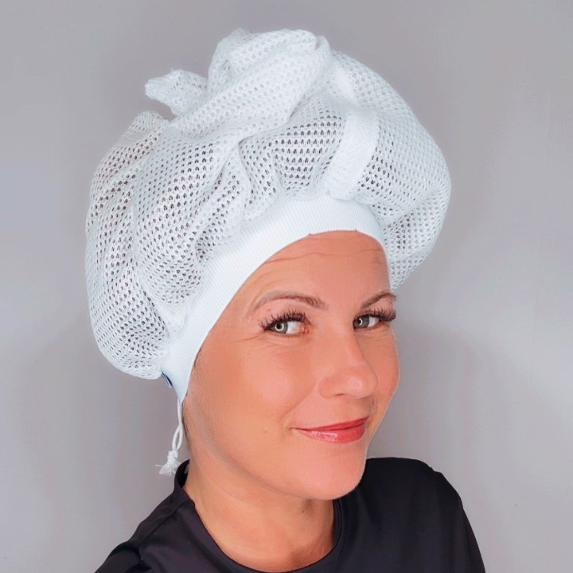 Net Plopping Cap – Comfortable and Efficient Drying for Curly Hair