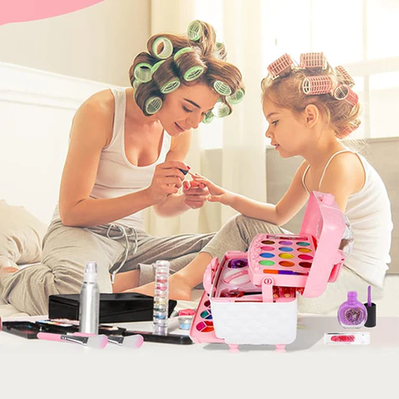 Princess Beauty Case – Magical Makeup Playset for Little Style Icons
