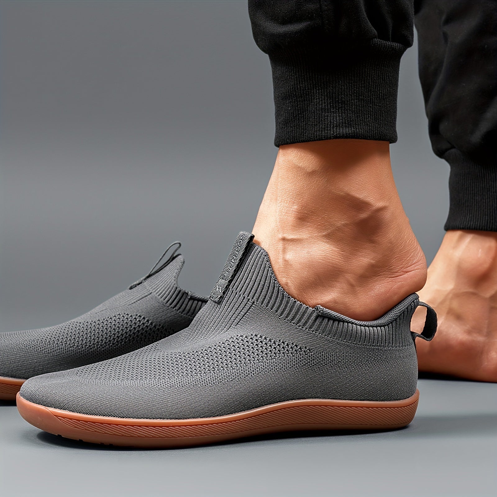Breathable and Comfortable Slip-On Shoes – Ideal for Walking, Camping, and Casual Outdoor Use