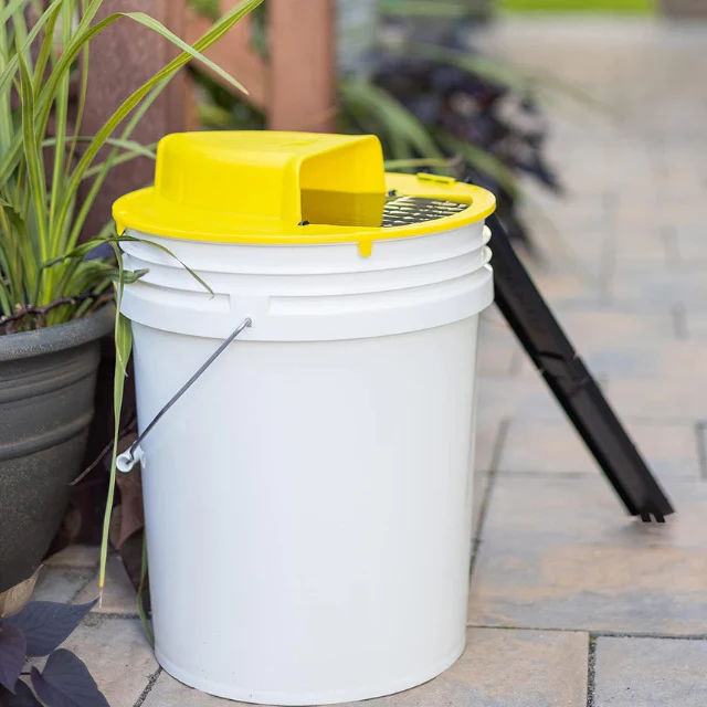 FlipSlide Humane Live-Capture Lid Trap for Mice & Rats – Reusable Bucket System