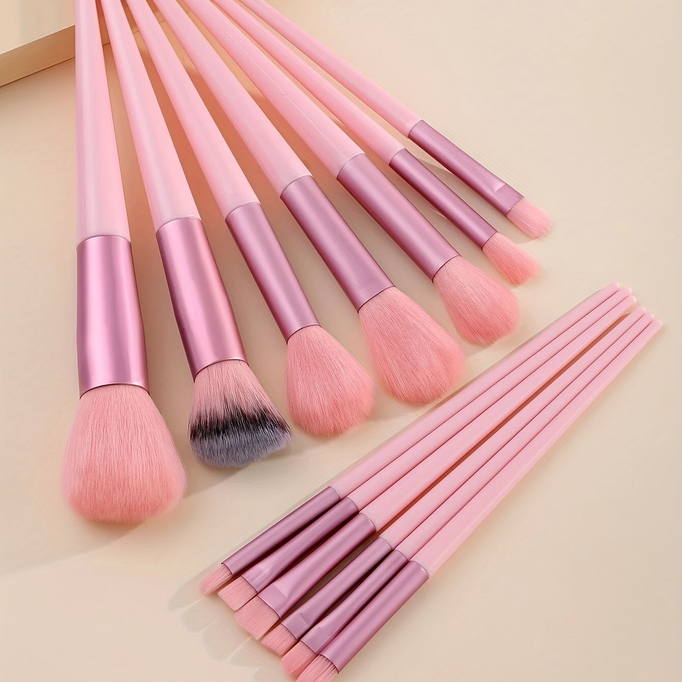 Fluffé Makeup Brush Set - A Perfect Gift for Mother's Day