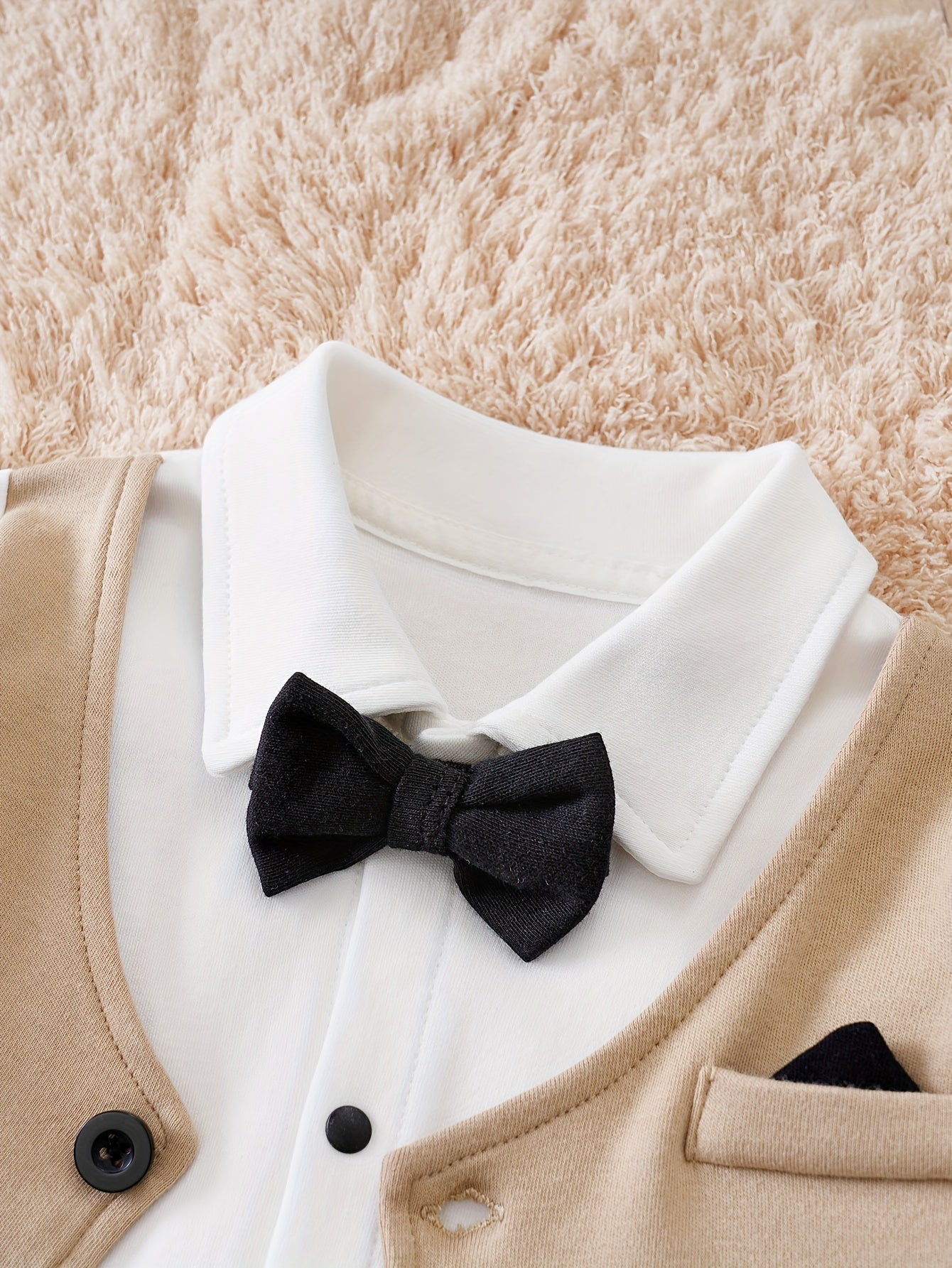 Oliver Gentleman Romper – Chic Baby Romper with Bow Tie