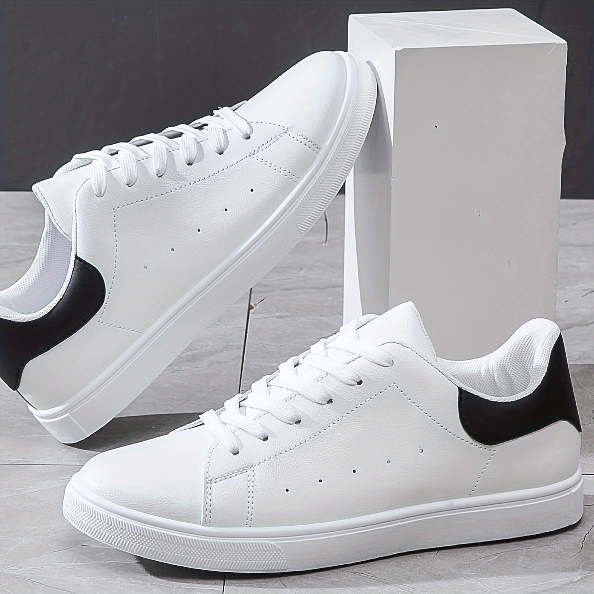 Men's Casual Lace-Up Sneakers – Comfortable and Modern for Spring and Summer