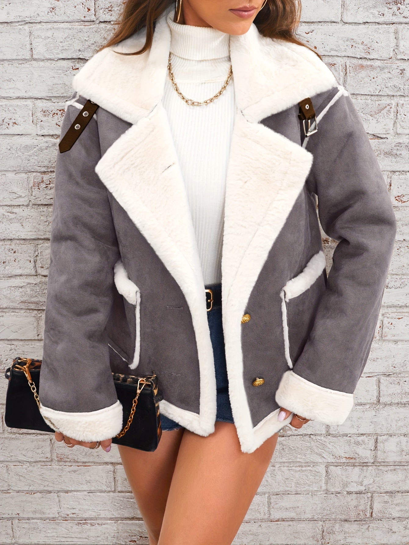 Plush Lapel Winter Coat – Stylish and Warm for the Cold Months