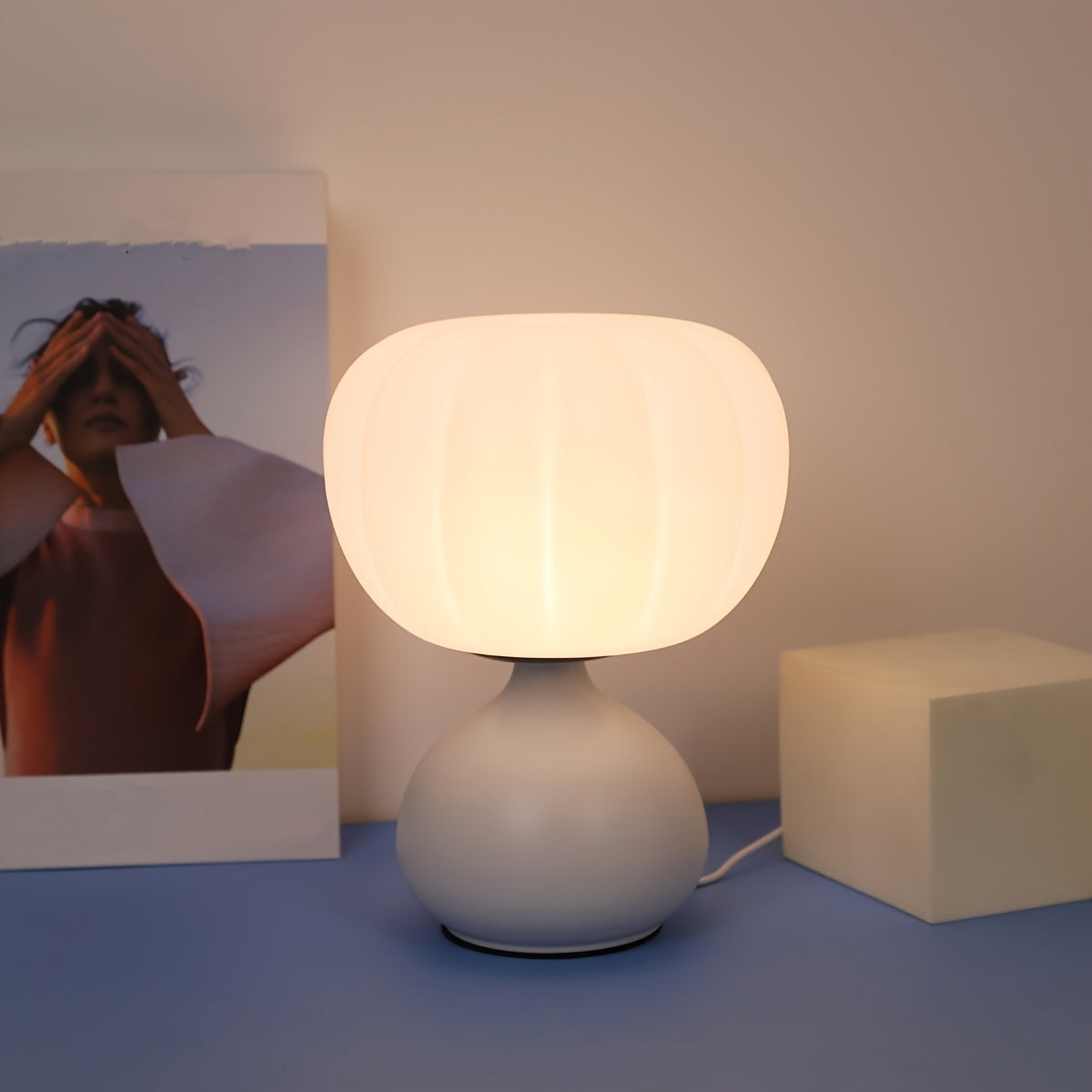 Lightweight Balance Lamp - Modern Atmosphere for Your Space