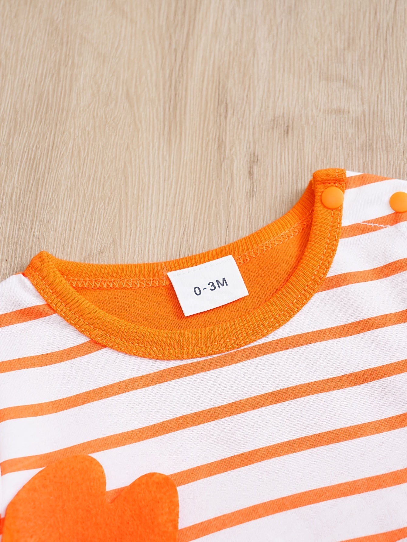 Cute Crab Romper for Babies – Perfect for Adventures in Spring and Autumn