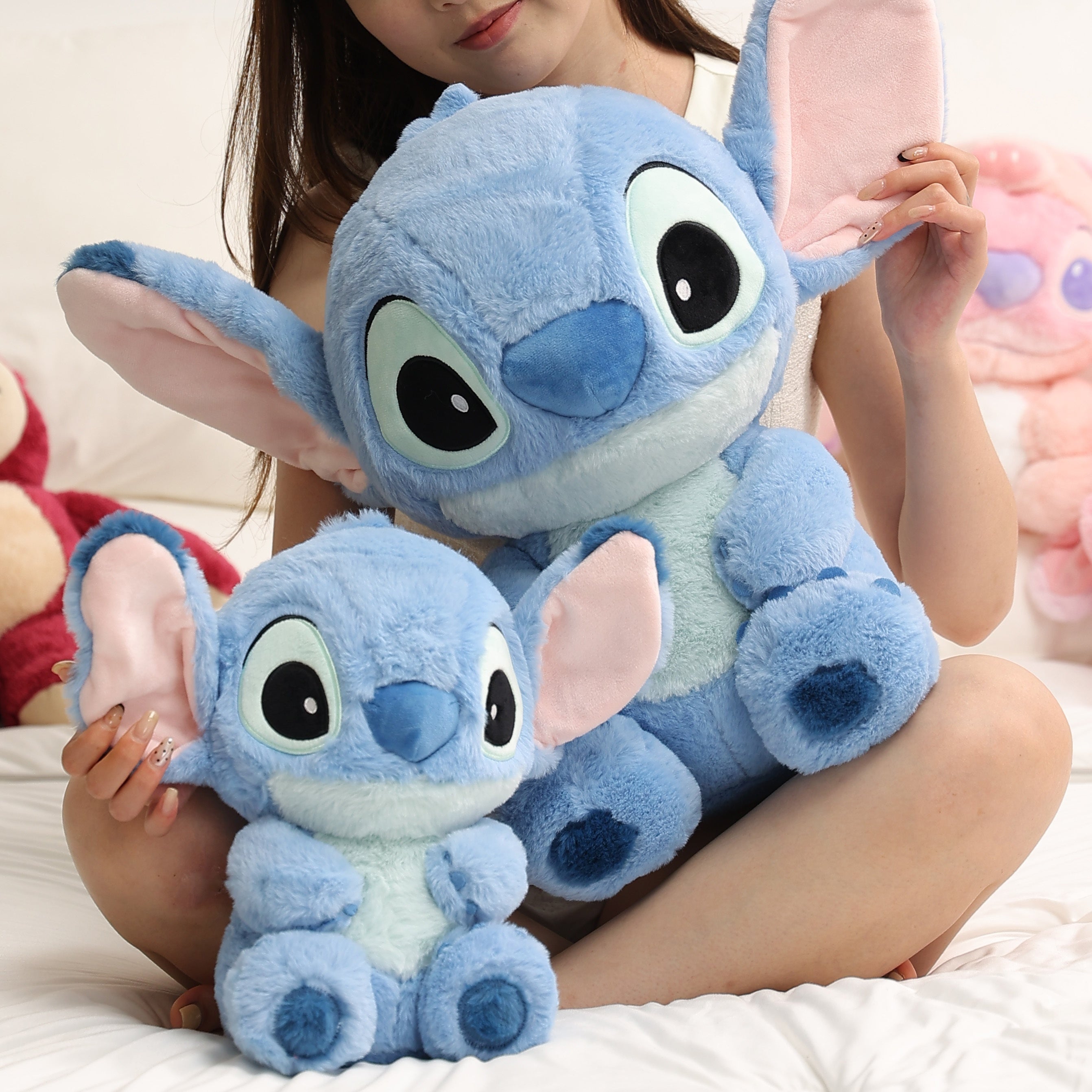 Cute Plush Toy - Soft and Adorable Figure for All Ages